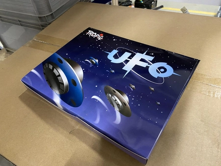 Duży latający motyl "UFO" TR9901 - opakowanie 5 sztuk